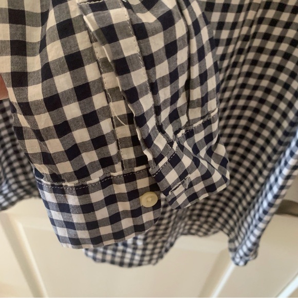 Old Navy Black and White Gingham Button-Up Shirt - Picture 4 of 5